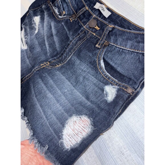 Y2K Refuge Jean Shorts Women’s Size 6 Dark Blue Denim Raw Hem Frayed Booty Short - Picture 5 of 11